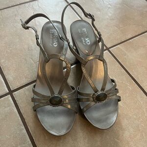 Bravo browns women’s silver strap, high heel shoes size 11